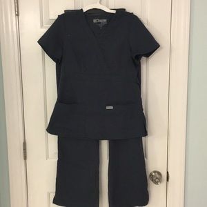 Grey’s Anatomy scrub set.